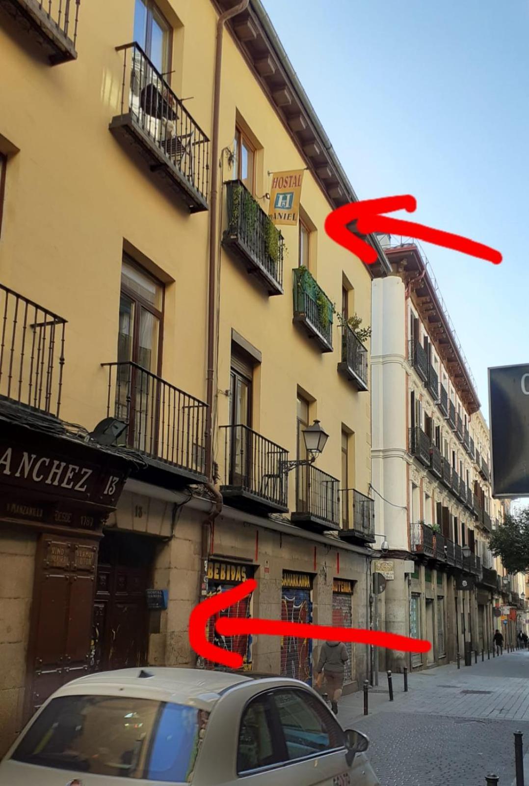 Hostal Daniel Madrid Ngoại thất bức ảnh