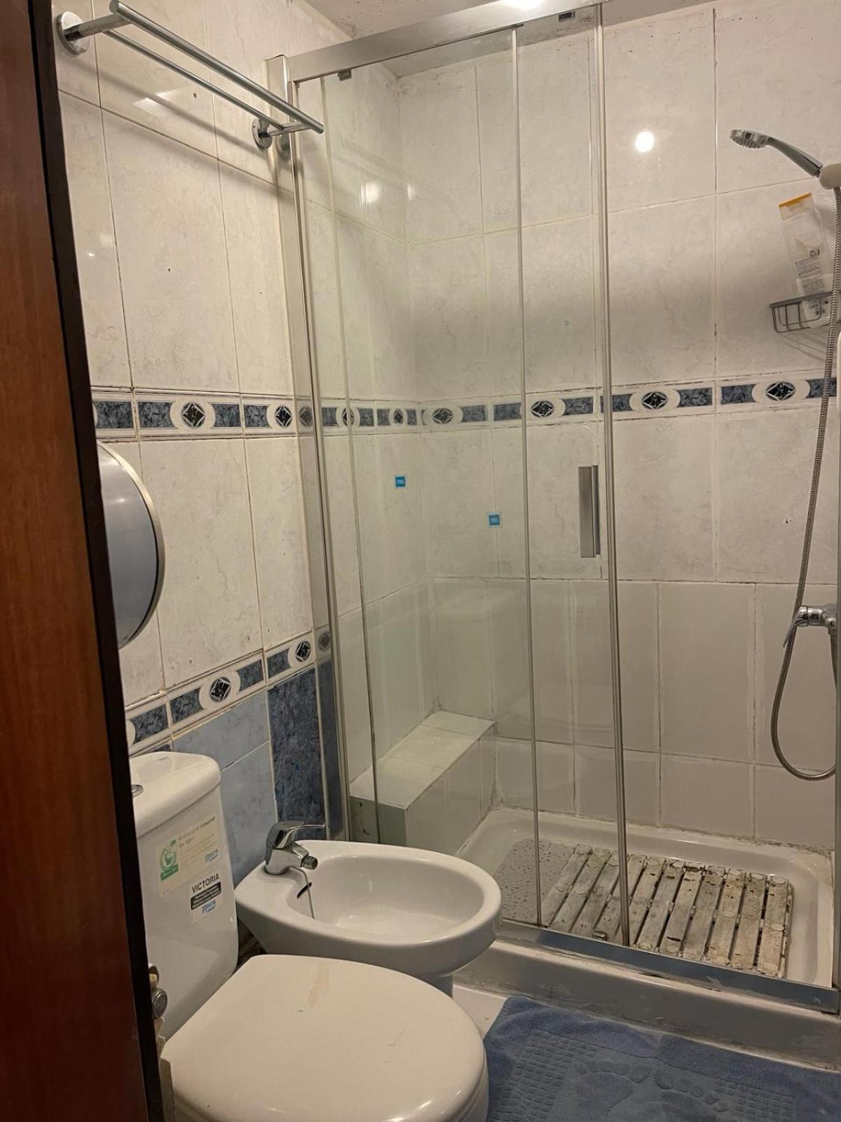 Hostal Daniel Madrid Ngoại thất bức ảnh